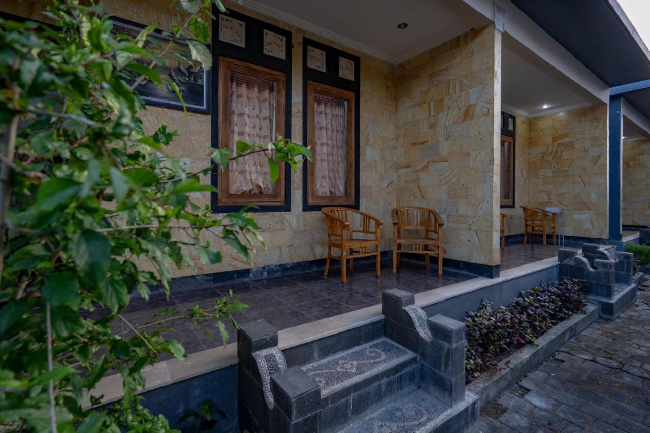 Villa Amari By Wizzela Batumadeg Exterior photo