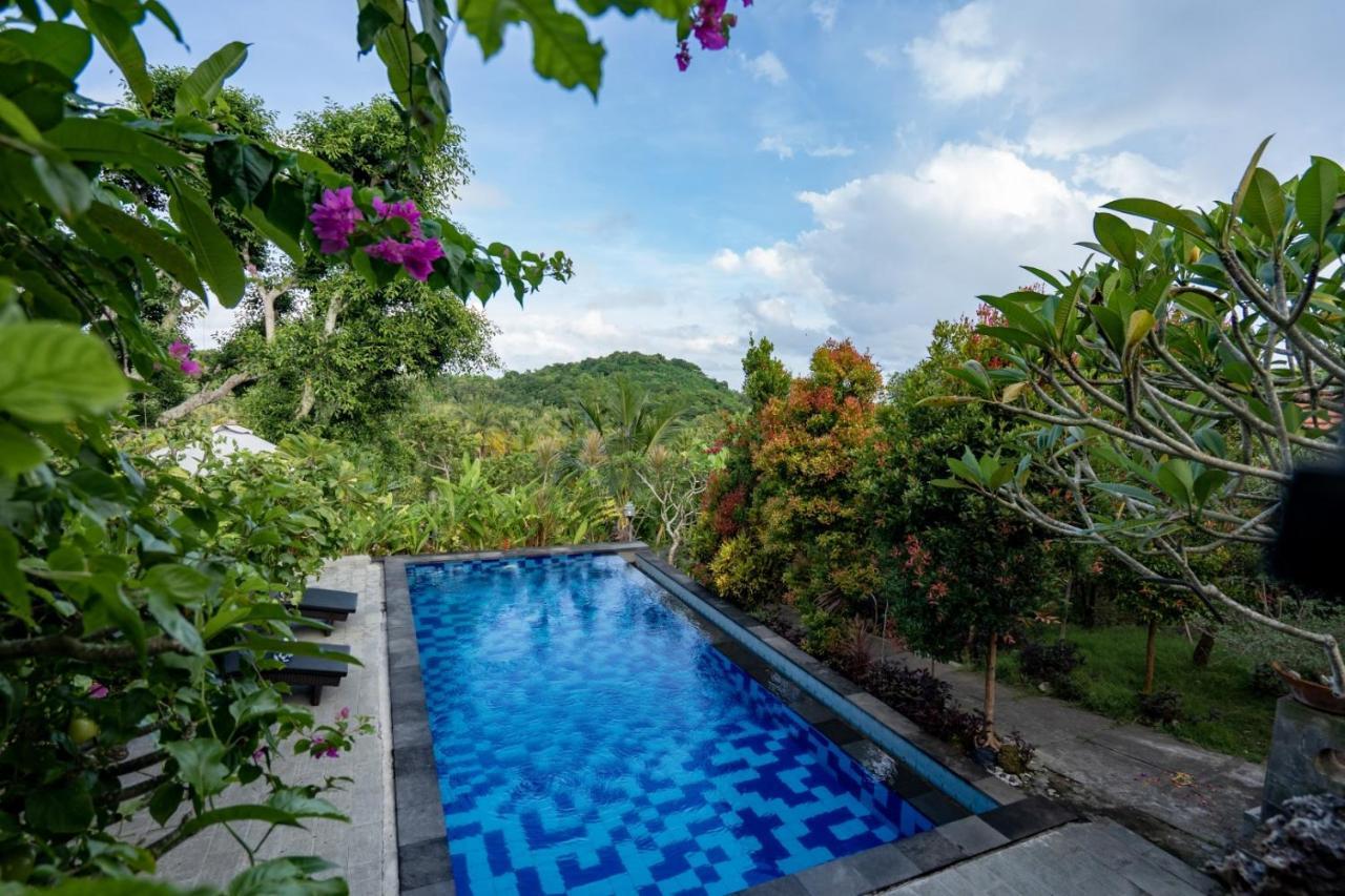 Villa Amari By Wizzela Batumadeg Exterior photo