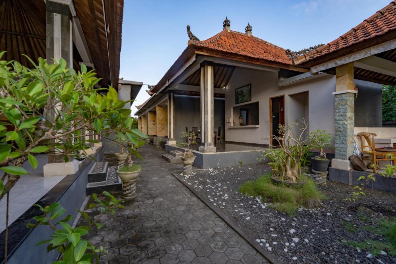 Villa Amari By Wizzela Batumadeg Exterior photo